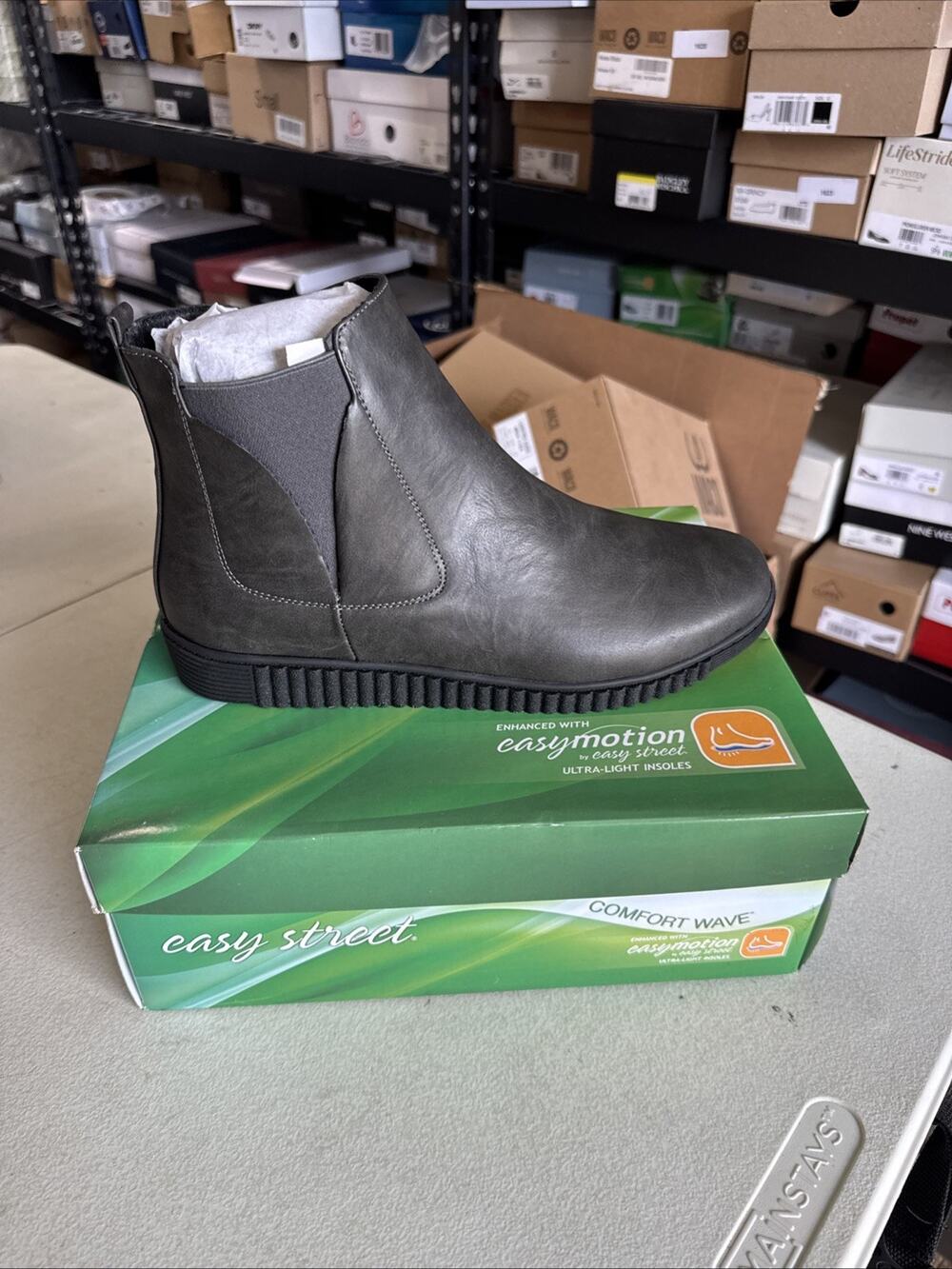 Women's 12 Easy Street Wyatt Ankle Boot